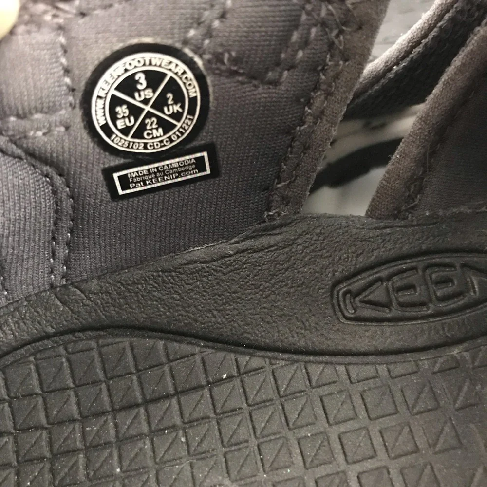 Keen Kids Gray and Neon Yellow Outdoor Closed-Toe Sandals